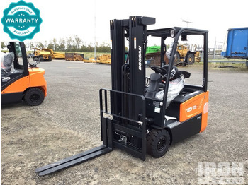 Електрокар DOOSAN