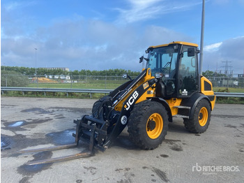 Колесен товарач JCB 409