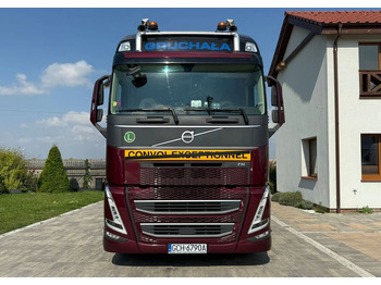 Влекач VOLVO FH 500