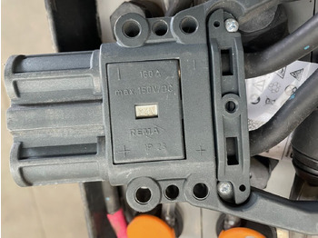 Акумулатор за Подемно-транспортна техника Sunlight I 24 Volt I 3 PzS 375: снимка 4