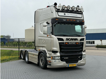 Влекач SCANIA R 580