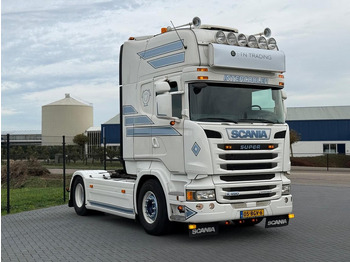 Влекач SCANIA R 450