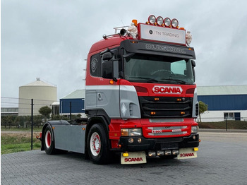 Влекач SCANIA R 560