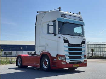 Влекач SCANIA S 500