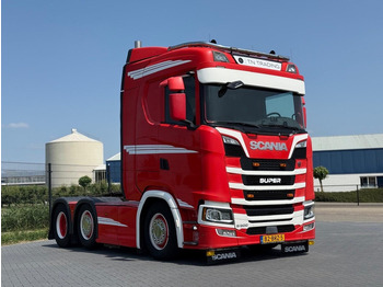 Влекач SCANIA S 500