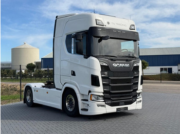 Влекач SCANIA S 650 V8