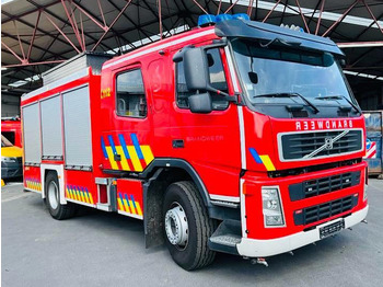 Пожарна кола Volvo FM9: снимка 2
