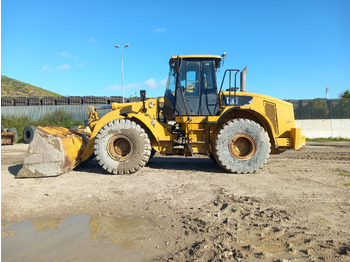 Колесен товарач CATERPILLAR 963