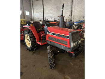 Трактор YANMAR