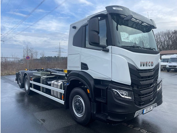 Мултилифт с кука камион IVECO X-WAY