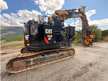 Багер CATERPILLAR 325FL