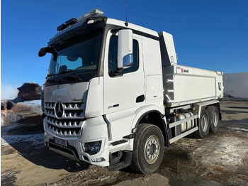 Самосвал камион MERCEDES-BENZ Arocs 2658