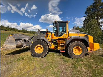 Колесен товарач Volvo L 110 H: снимка 2