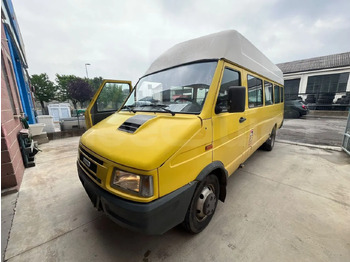 Училищен автобус Iveco A45E10: снимка 3