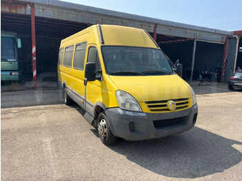 Училищен автобус IVECO Daily
