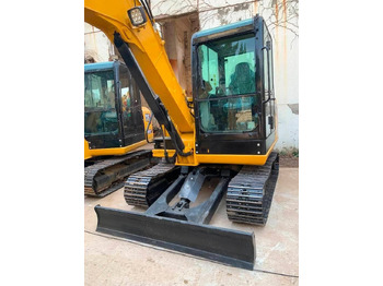 Верижен багер CATERPILLAR 305.5E2