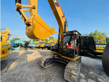 Багер CAT 320D2 L: снимка 2