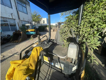 Мини багер Cat 302 CR Mini Excavator: снимка 2
