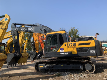 Верижен багер Volvo EC210: снимка 4