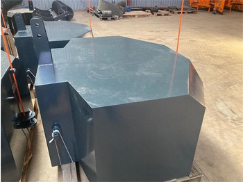 Противовес - - - j maskiner 2500KG: снимка 2