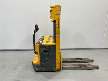 Стакер JUNGHEINRICH EJC