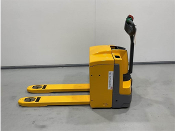 Палетна количка Jungheinrich EJE 225: снимка 3