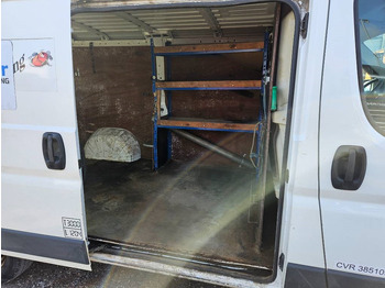 Малък ван Citroën Jumper 30 2,2 HDi 130 Box: снимка 5 Малък ван Citroën Jumper 30 2,2 HDi 130 Box: снимка 5