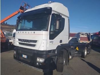 Мултилифт с кука камион IVECO Stralis