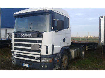 Влекач SCANIA 124