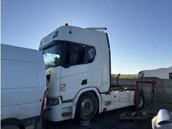 Влекач SCANIA R 500