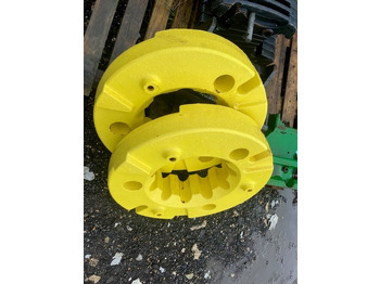 Прикачен инвентар JOHN DEERE