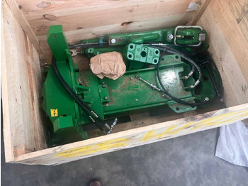 Прикачен инвентар JOHN DEERE