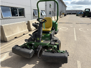 Косачка за трева John Deere 2500E Greens Triple: снимка 2