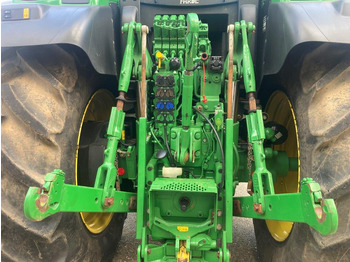 Трактор John Deere 6R 215: снимка 5