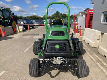 Косачка за трева John Deere 8800A 5 pod rotary mower: снимка 4