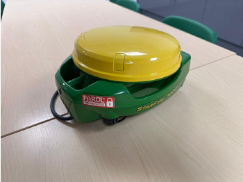 Навигационна система за Селскостопанска техника John Deere SF7000 GPS Dome: снимка 2 Навигационна система за Селскостопанска техника John Deere SF7000 GPS Dome: снимка 2