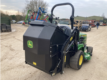 Нови Косачка за трева John Deere X950R ride on cut and collect mower: снимка 5