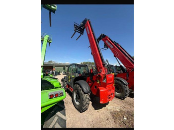 Телескопичен товарач MANITOU