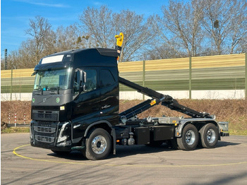 Мултилифт с кука камион VOLVO FH 540