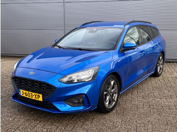 Лек автомобил FORD