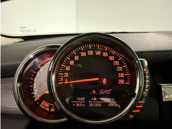 Хечбек Mini | Mini | 1.5 Cooper Chili Business | 2015 | 201.355 km | 1ZPK60 | Logisch: снимка 5