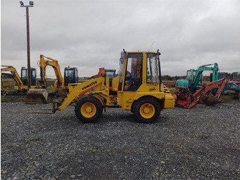 Лизинг на Komatsu WB70A Pyöräkuormaaja Komatsu WB70A Pyöräkuormaaja: снимка 2 Лизинг на Komatsu WB70A Pyöräkuormaaja Komatsu WB70A Pyöräkuormaaja: снимка 2