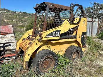 Мини верижен товарач CATERPILLAR