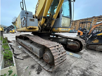 Багер NEW HOLLAND E215B