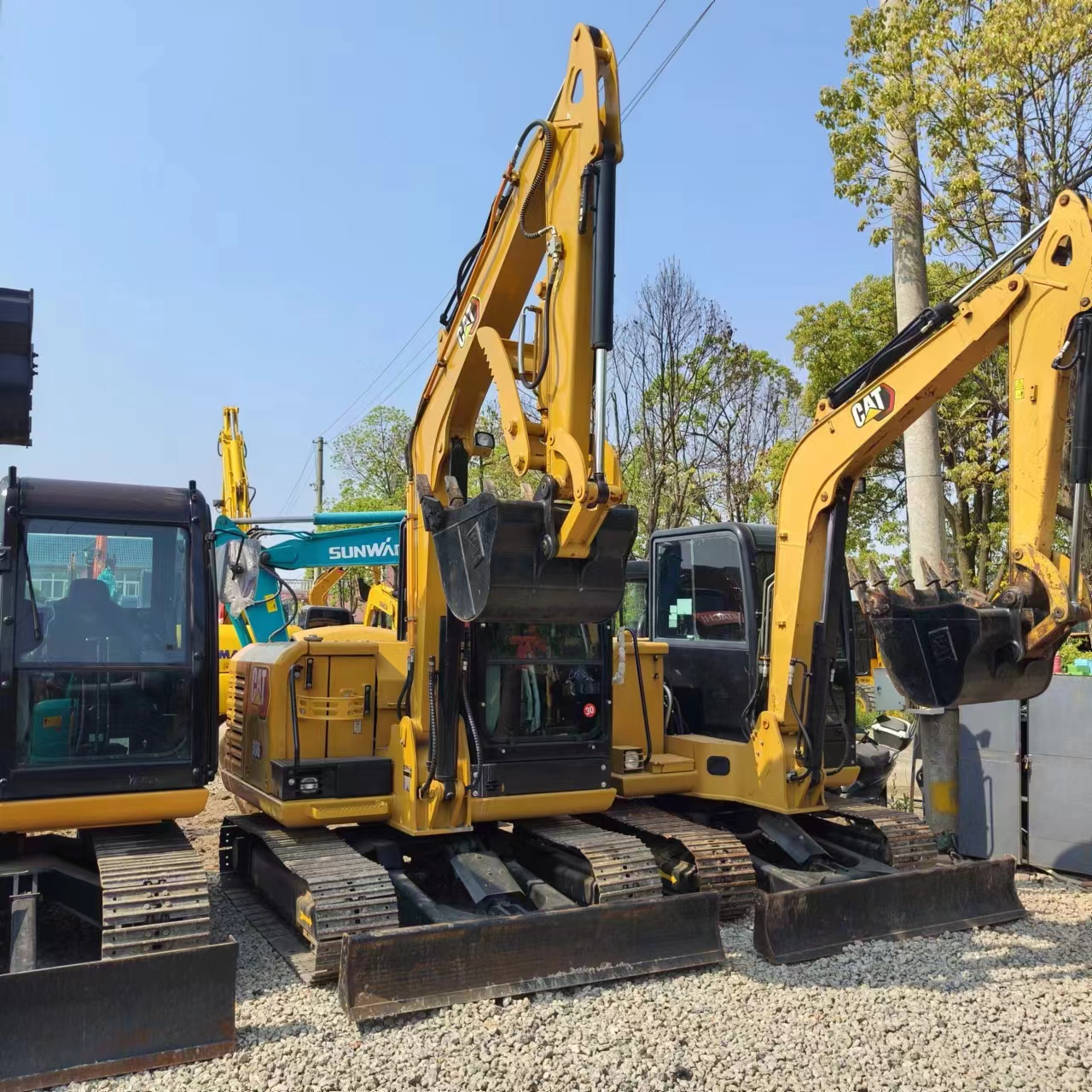 Верижен багер CATERPILLAR 306E2