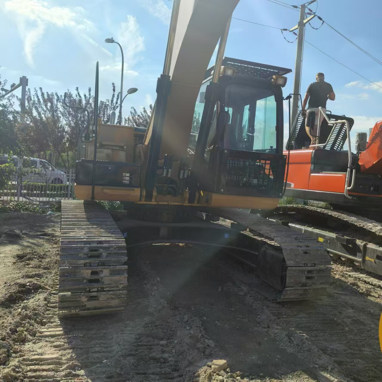 Верижен багер CATERPILLAR 323D: снимка 4