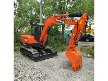 Верижен багер DOOSAN DH60