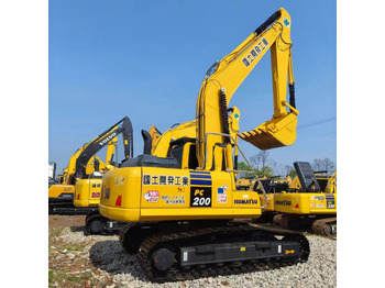 Верижен багер KOMATSU PC200-8