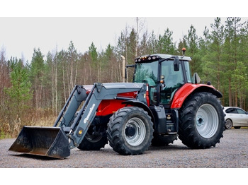 Трактор MASSEY FERGUSON
