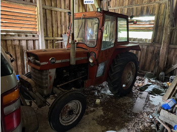 Трактор MASSEY FERGUSON 1000 series